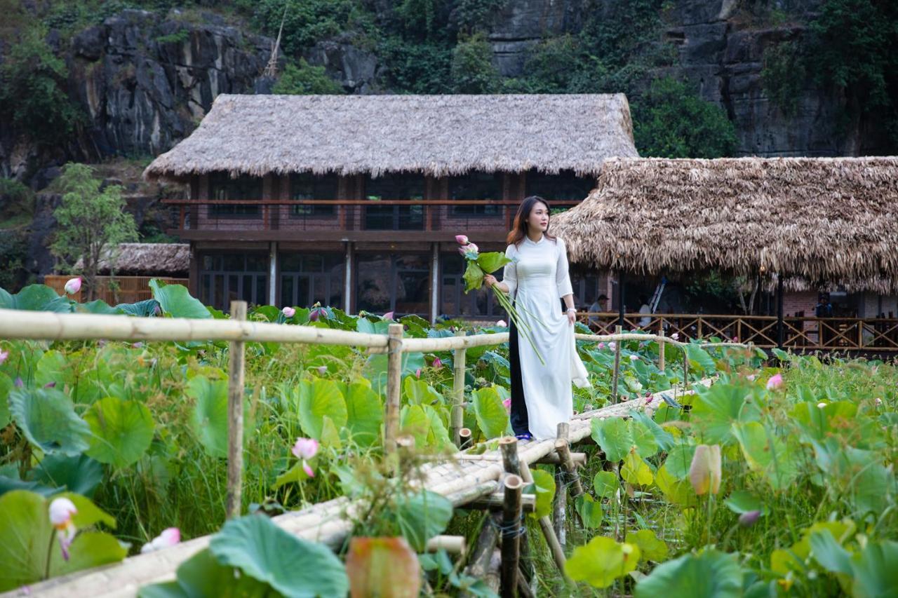 Muong Village Ninh Binh Luaran gambar