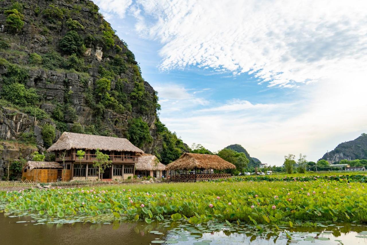 Muong Village Ninh Binh Luaran gambar