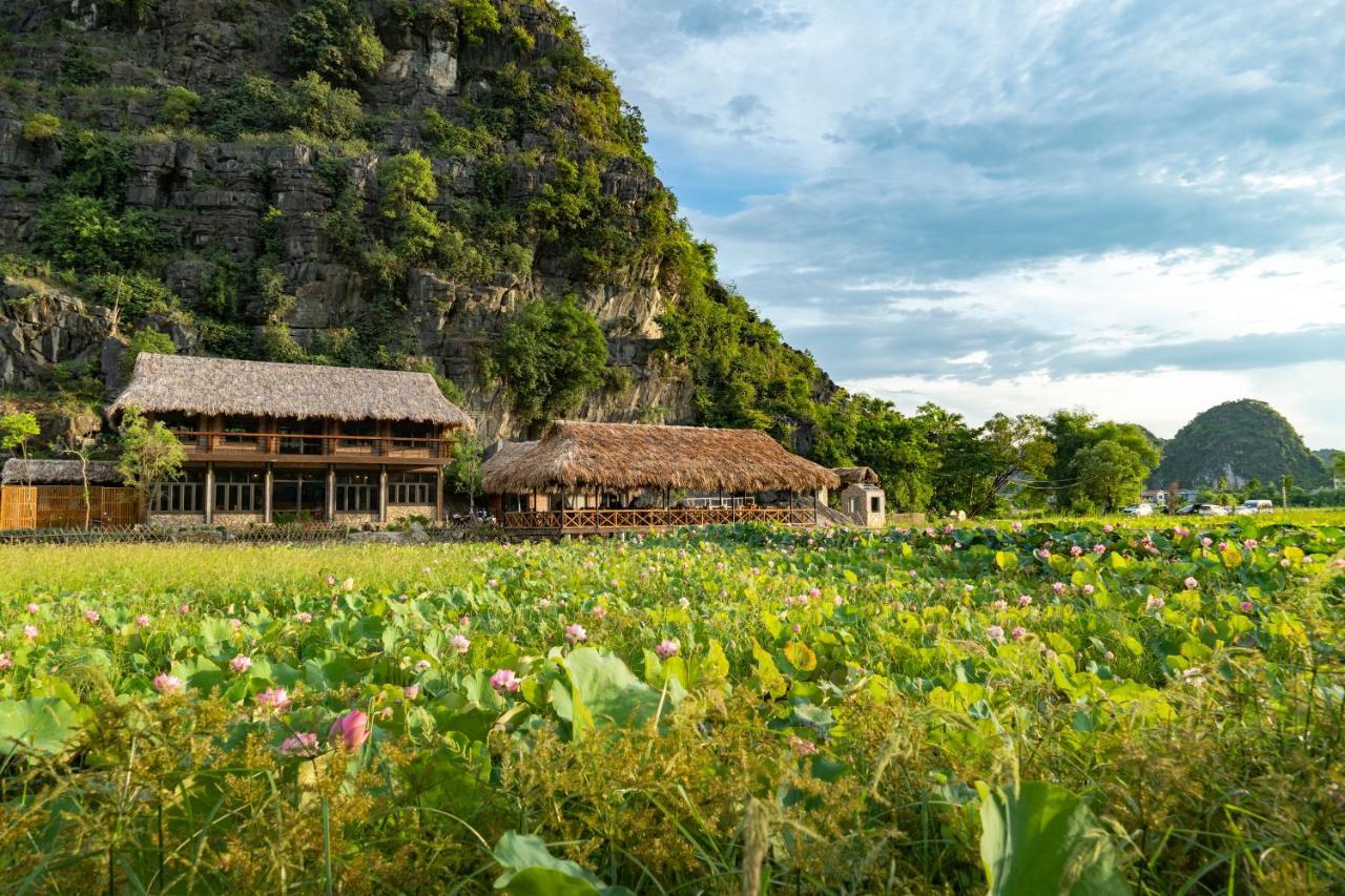 Muong Village Ninh Binh Luaran gambar