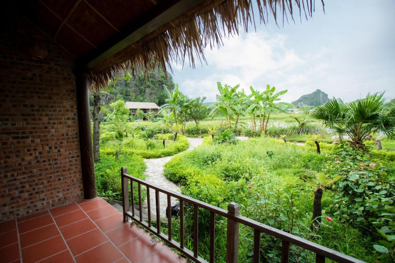 Muong Village Ninh Binh Luaran gambar
